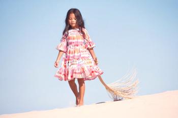 Nejmódnější dětské šaty na léto - 2018: Nejlepší nabídky pro panenky a princezny